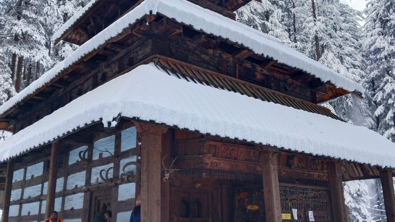 Hidimba Devi Temple in Snow